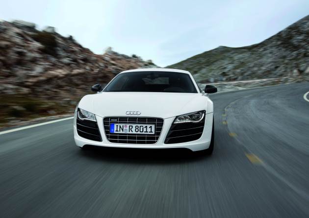 Audi R8 5.2 FSI quattro:
Audi R8 5.2 FSI quattro/Fahraufnahme